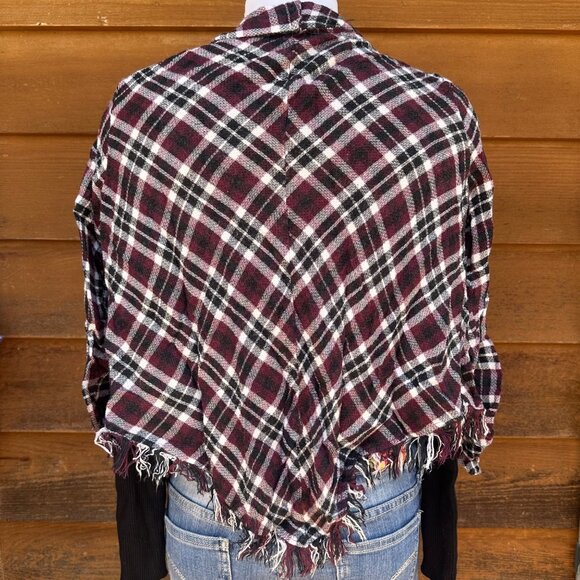 Knox Rose Red Flannel Tasseled Shawl Cardigan Size M - Picture 3 of 8
